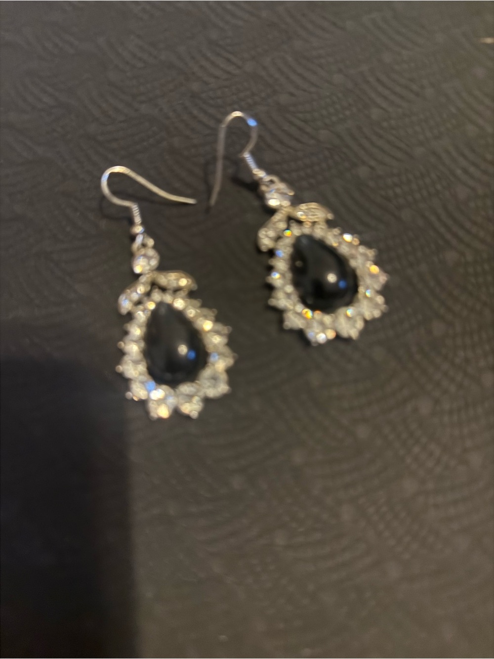 Elegant Black Teardrop Crystal Dangle Earrings 1